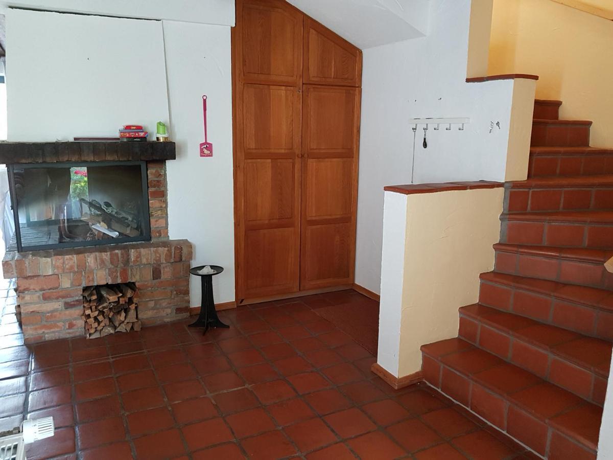 Grosse Wohnung / Haushaelfte In Peetzig Am See Angermunde Exterior foto